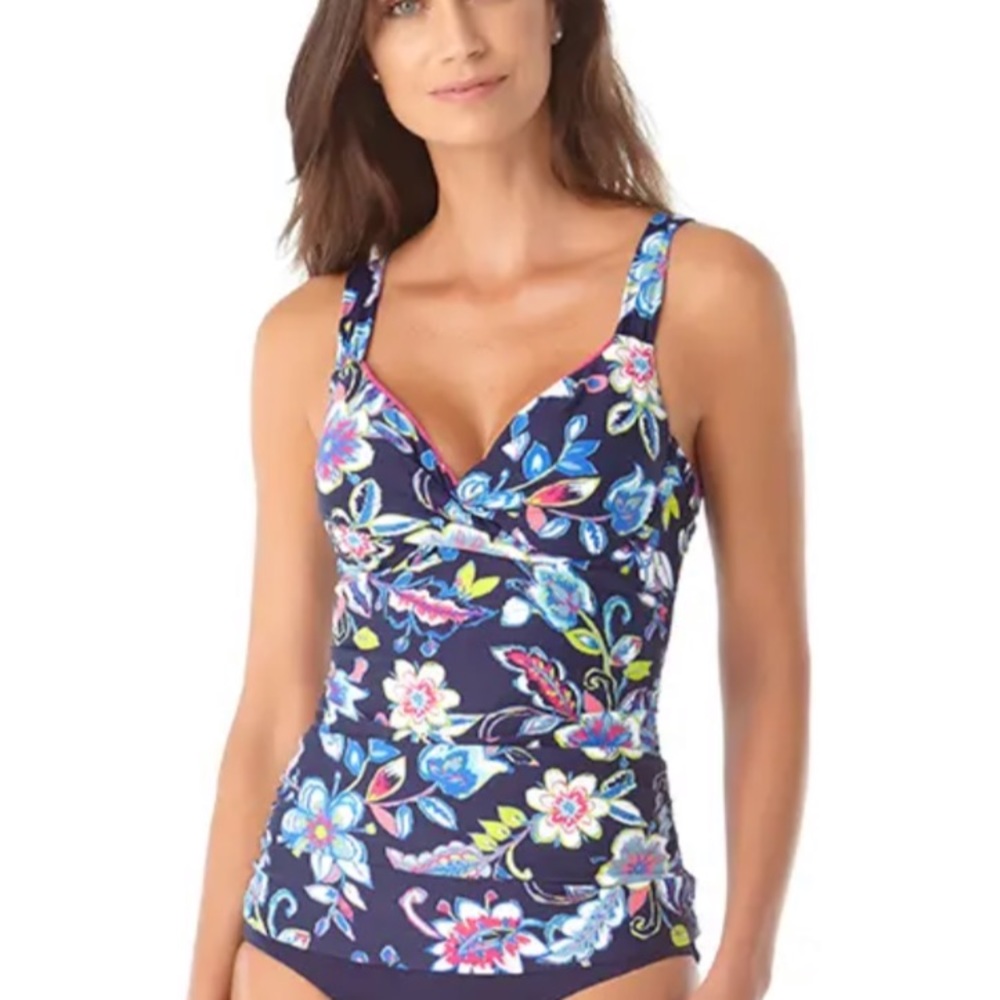 Anne Cole Underwire Twist Front Tankini Swim Top